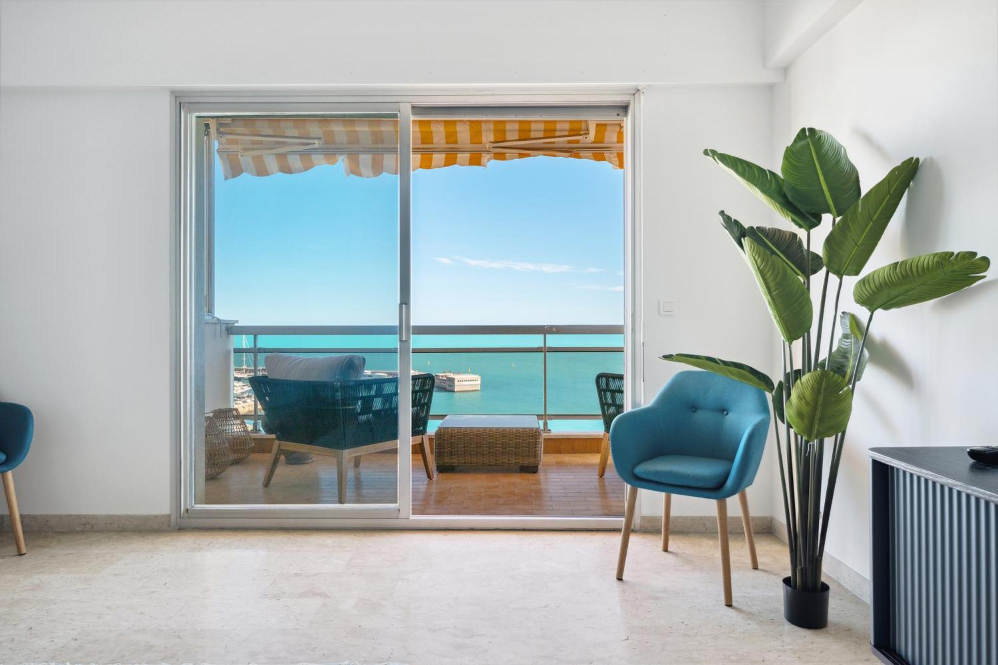 Escapade A Monaco, Vue Et Appartement Saint-Antoine (Alpes-Maritimes)