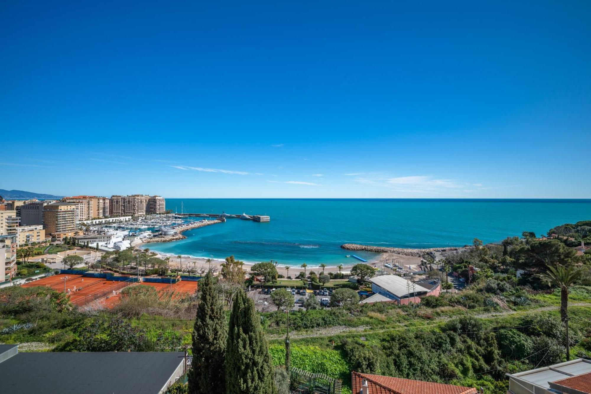 Escapade A Monaco, Vue Et Apartment Saint-Antoine (Alpes-Maritimes)